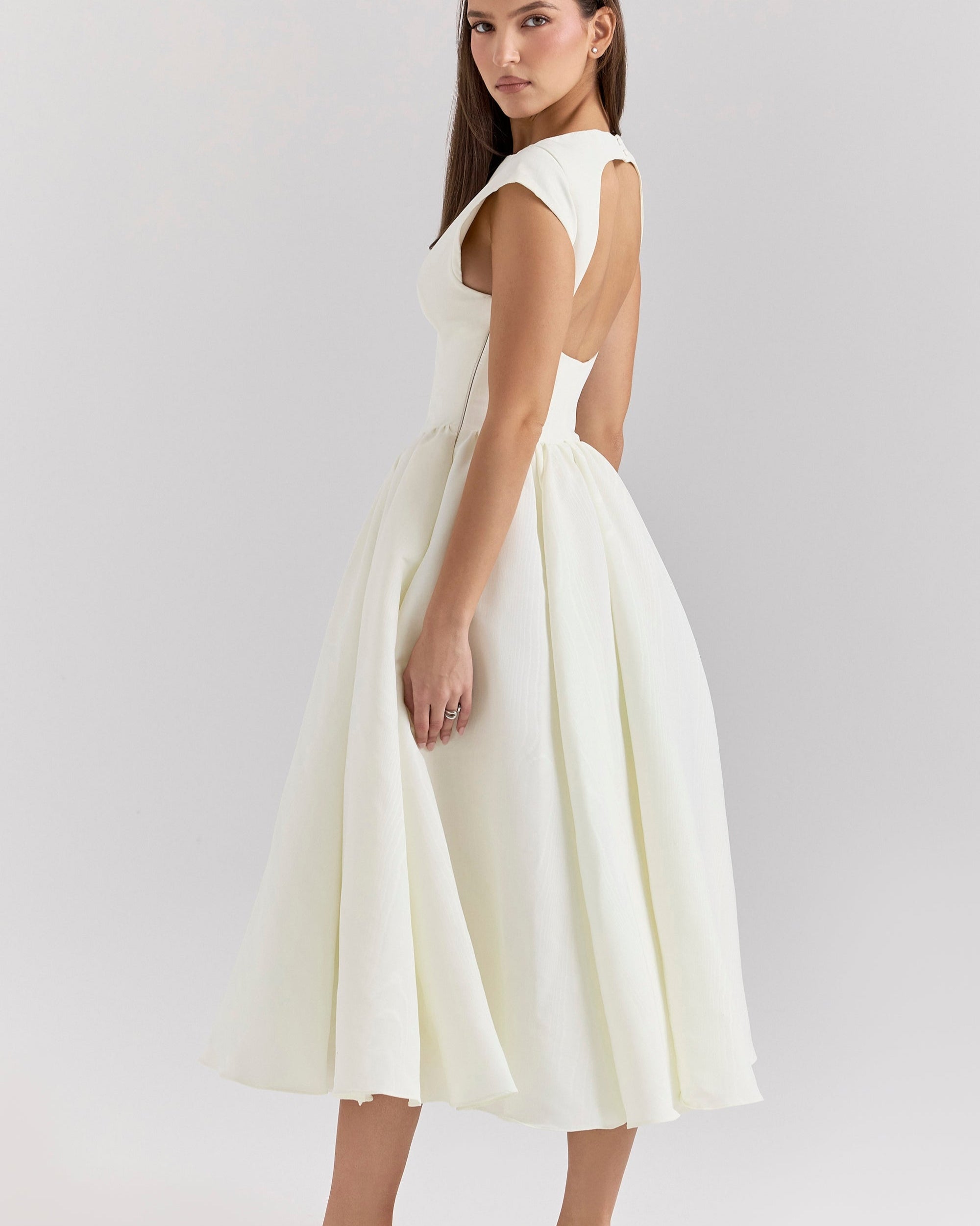 Mira | Elegant midi dress