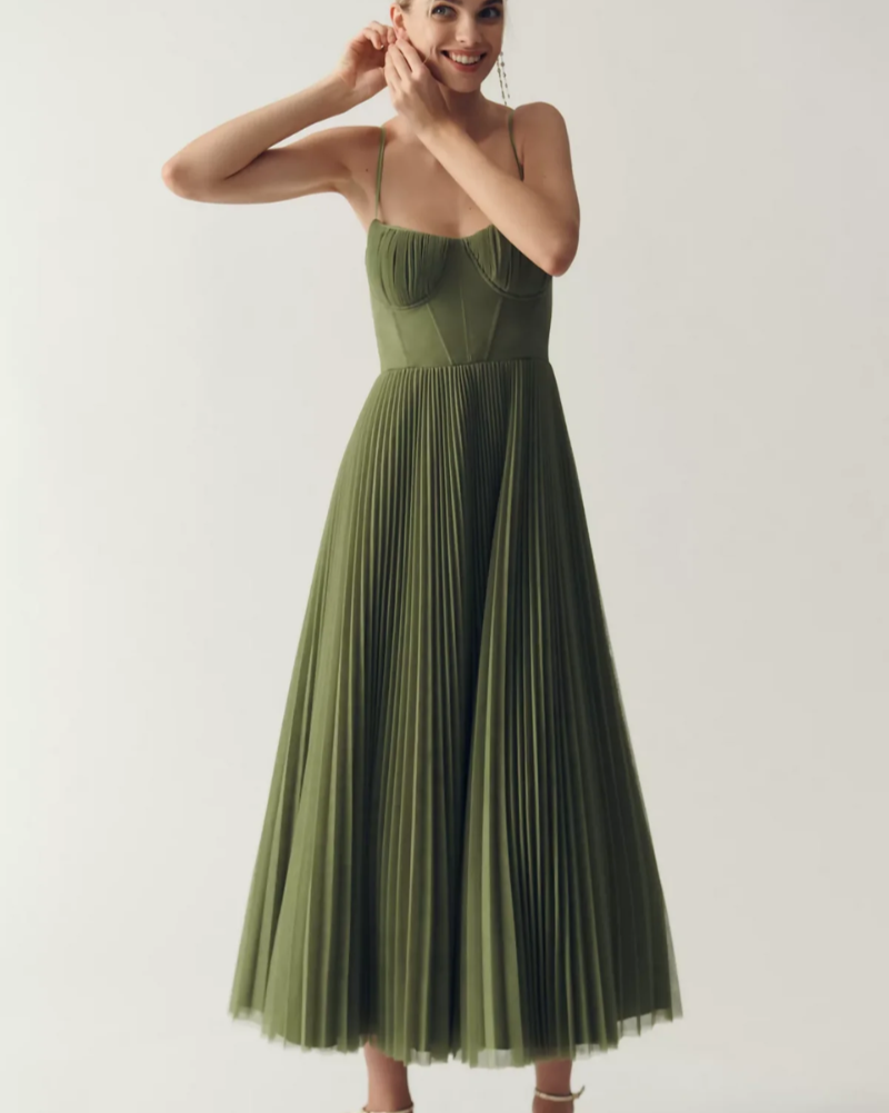 Noah | Pleated midi dress