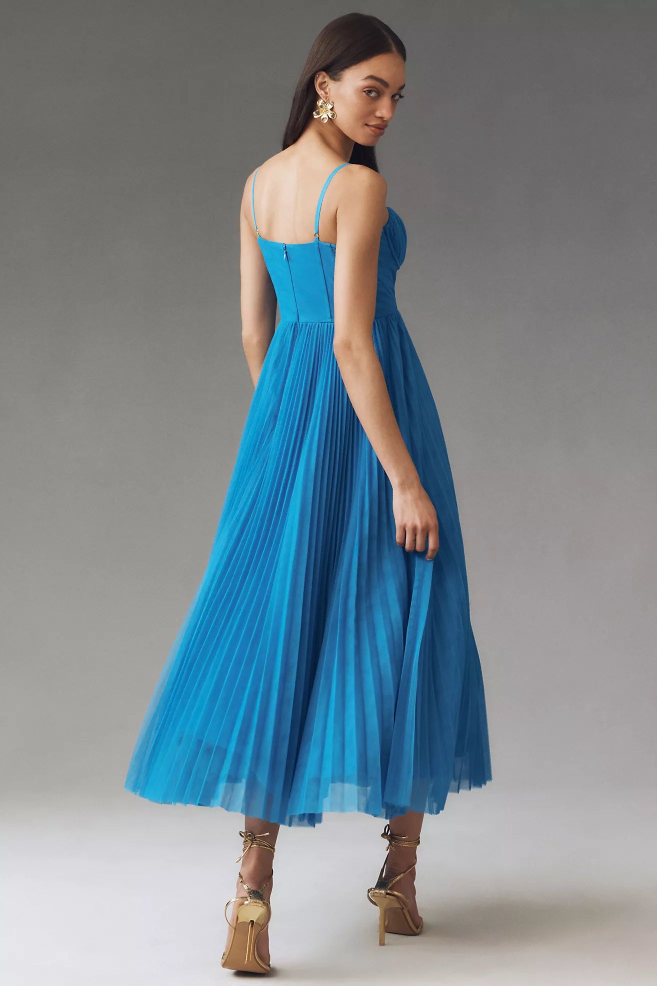 Noah | Pleated midi dress