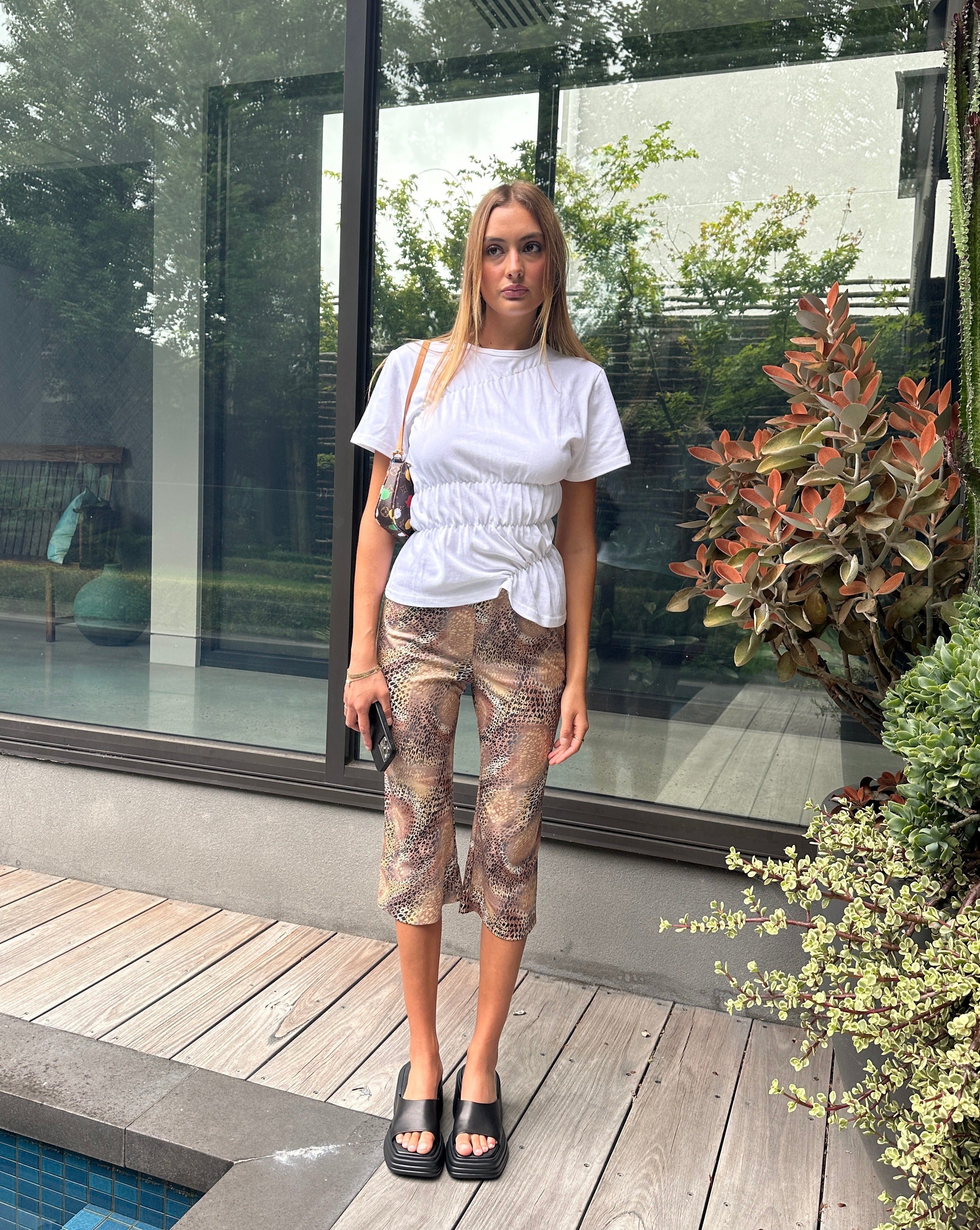 Mia | Scrunched T-shirt
