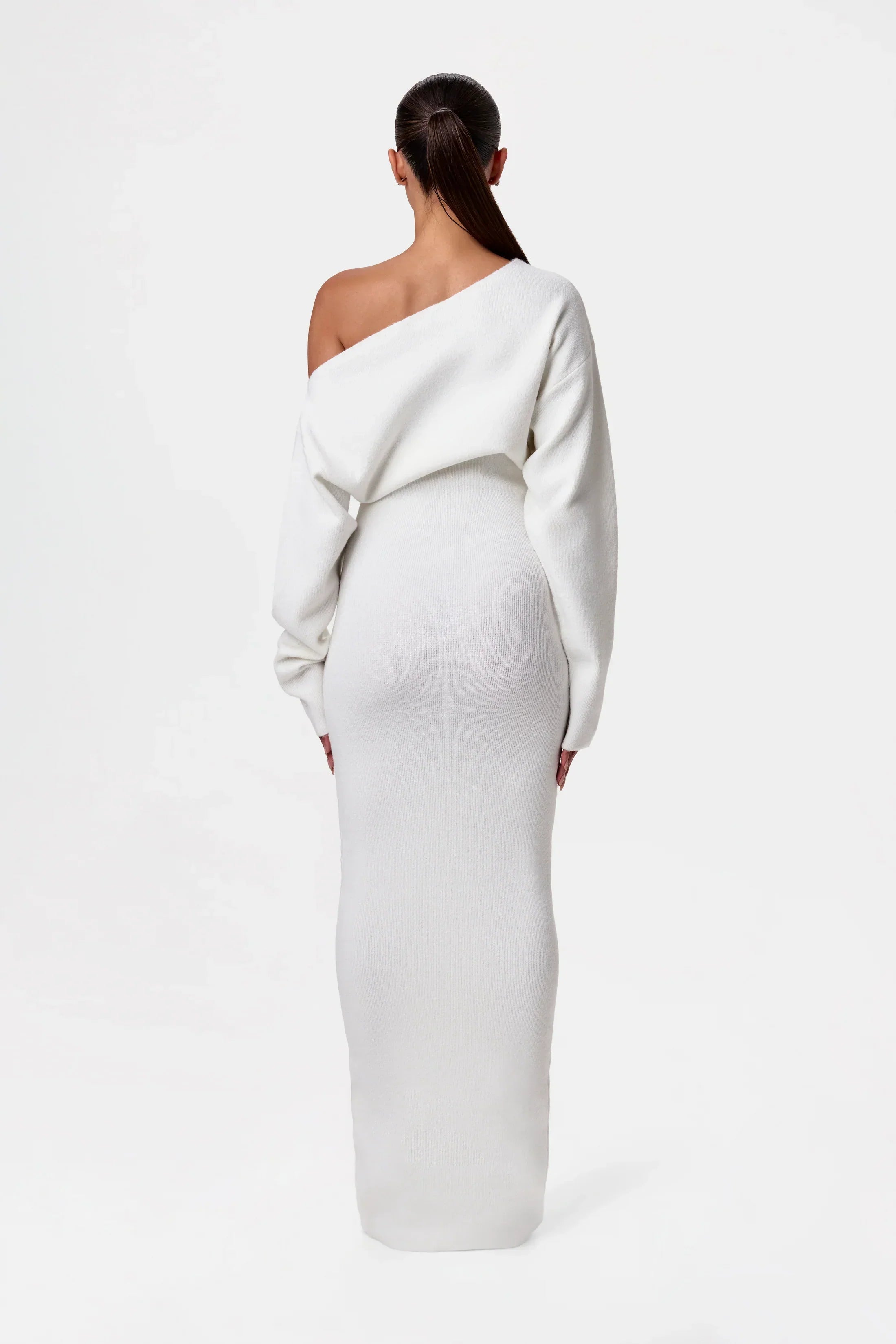 Miela | Off-shoulder stickad klänning