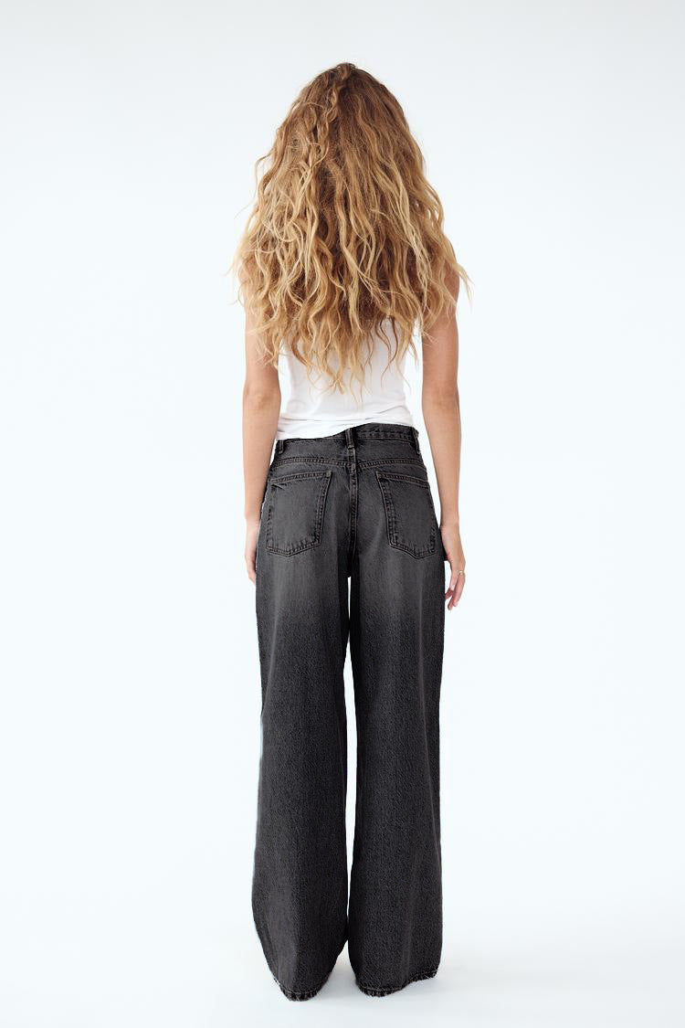 Dunya | Vida jeans med korsad midja