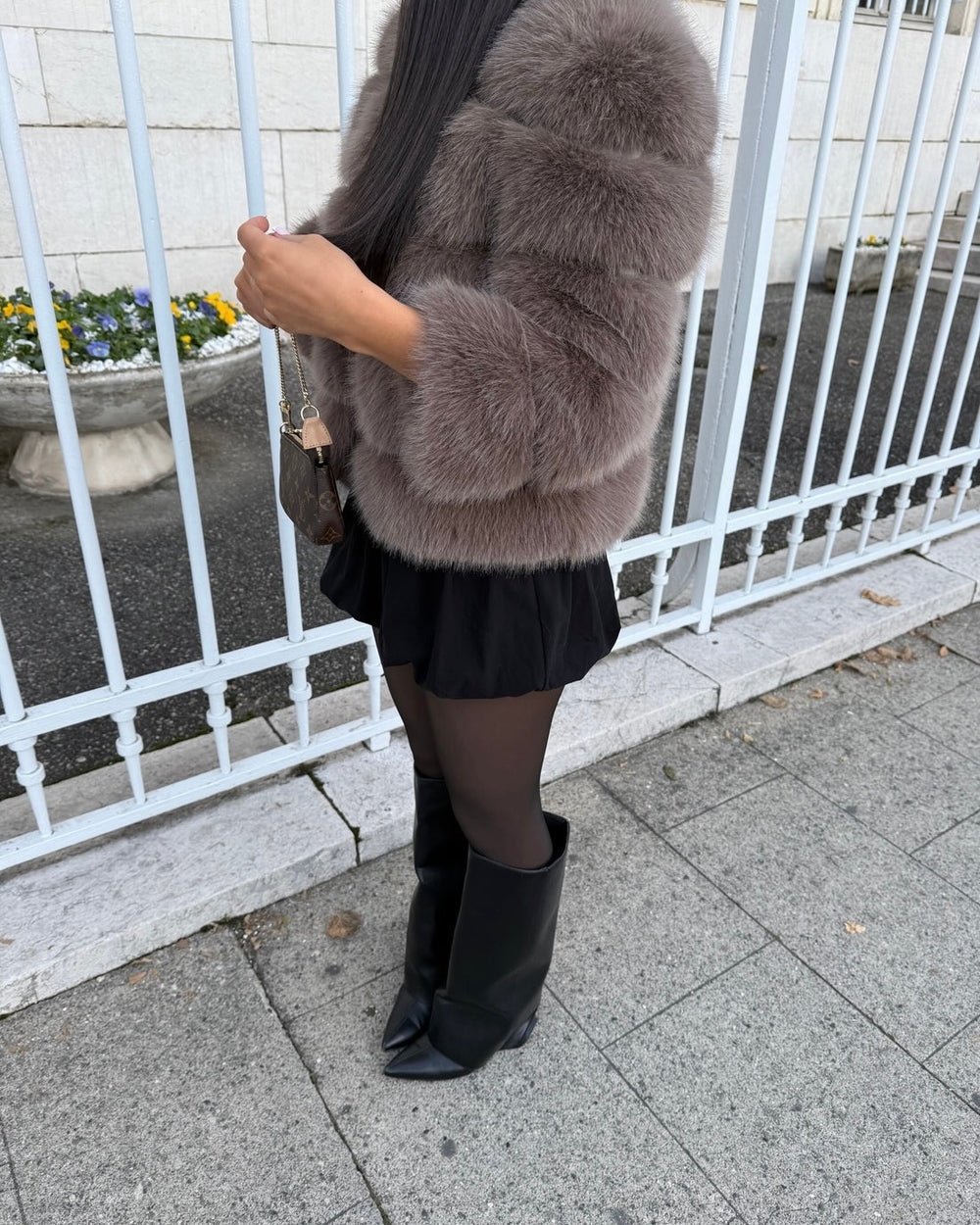 Anneli | Kort fuskpälsjacka