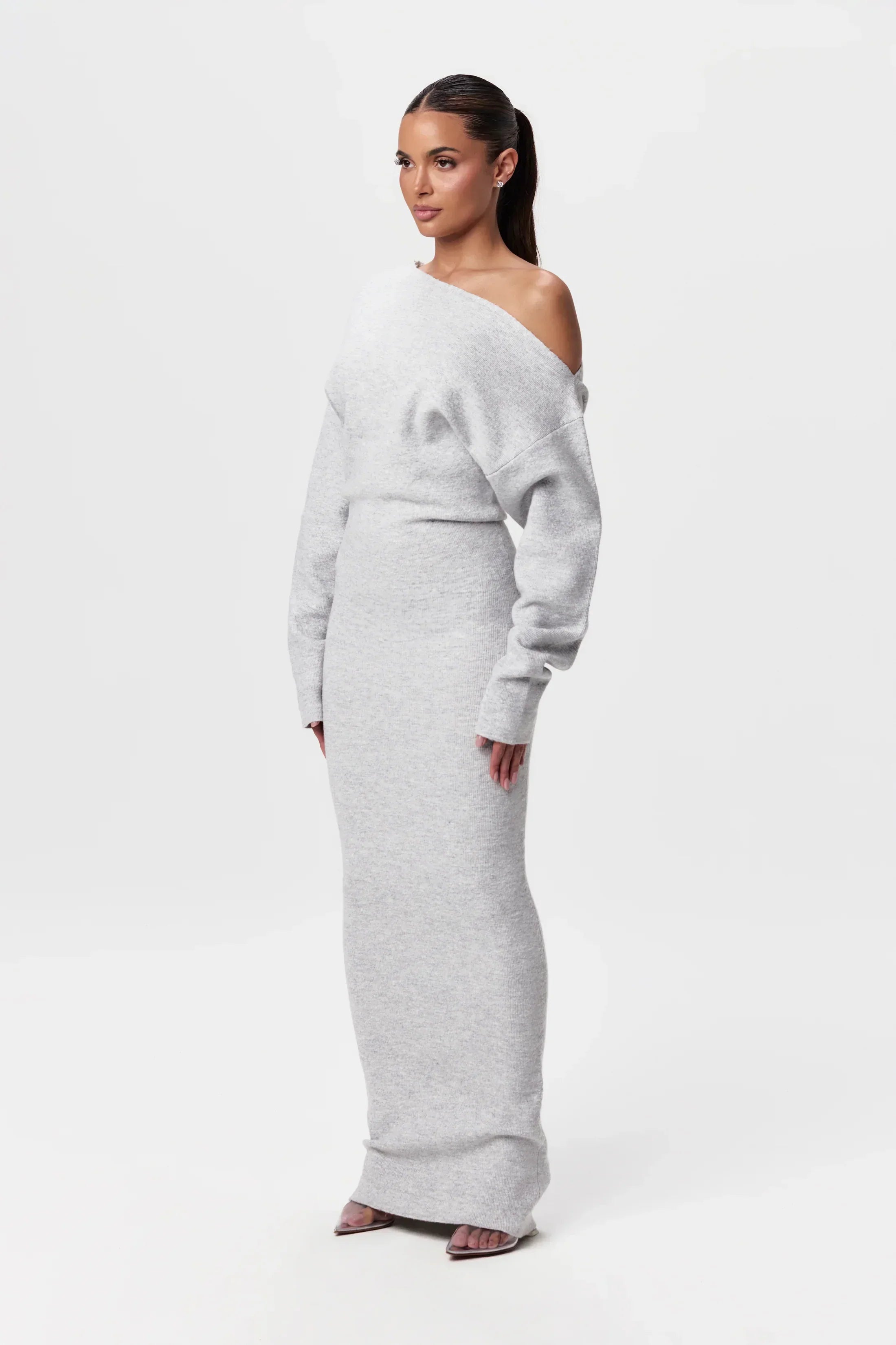 Miela | Off-shoulder stickad klänning