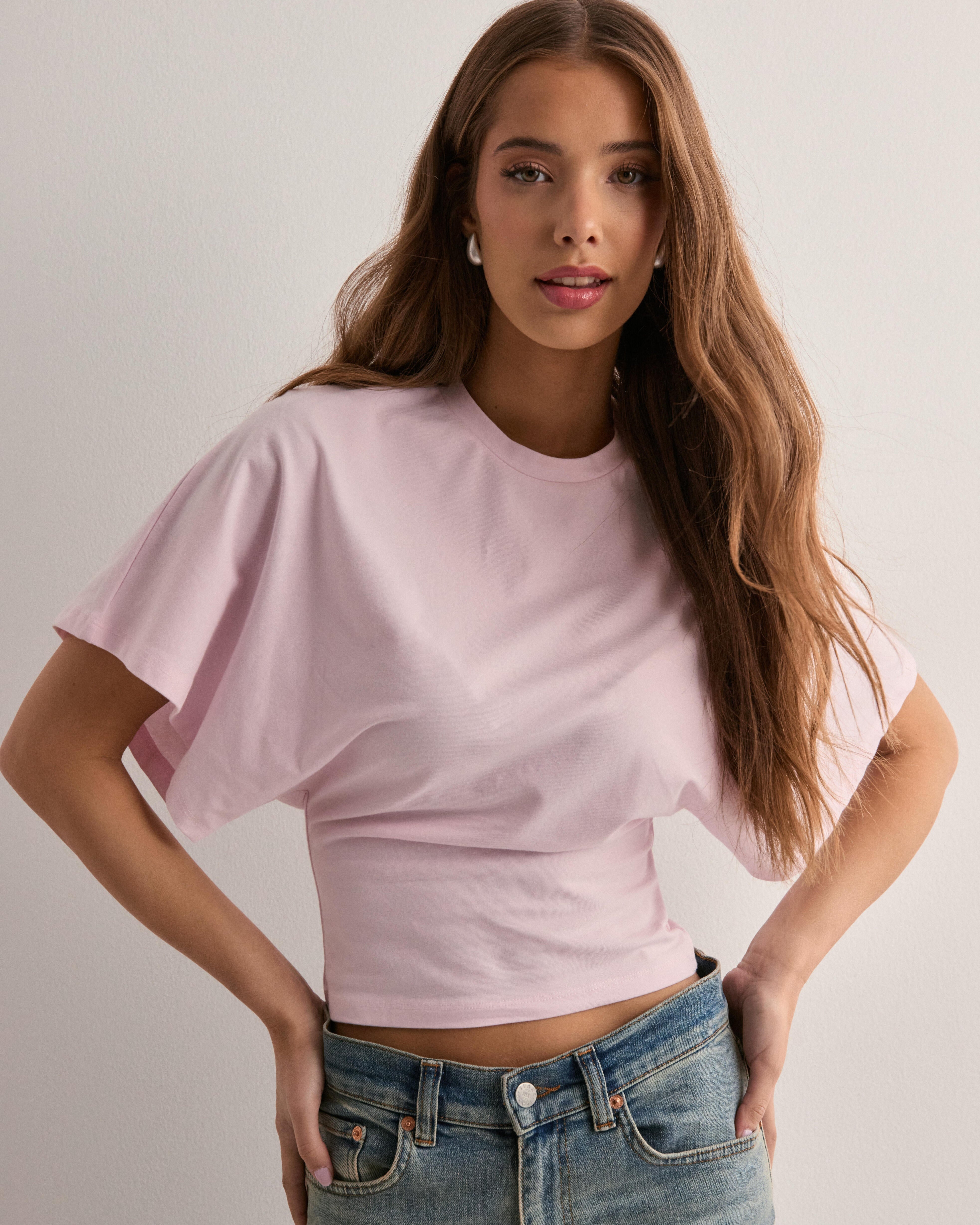 Stacy | T-shirt med vida ärmar